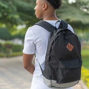 ⁦أسود - شنطة الظهر اليومية⁩ - الصورة ⁦3⁩