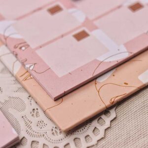 ⁦Girly Desk Calendar⁩ - الصورة ⁦4⁩